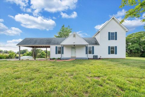 Tiny photo for 193 Simmons Creek Road, Union Hall, VA 24176 (MLS # 366626)