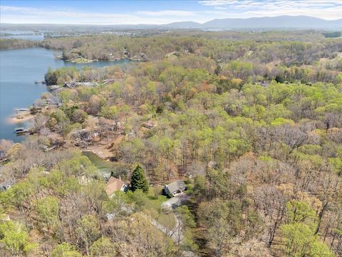 Tiny photo for 290 Dodee Lane, Union Hall, VA 24176 (MLS # 365701)