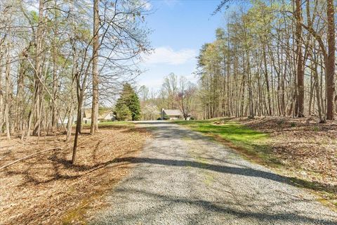 Tiny photo for 290 Dodee Lane, Union Hall, VA 24176 (MLS # 365701)