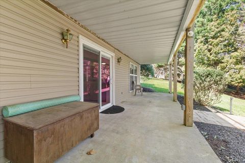 Tiny photo for 290 Dodee Lane, Union Hall, VA 24176 (MLS # 365701)
