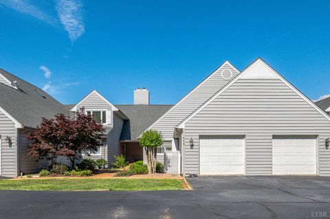 Photo of 503 Fairwinds Court, Forest, VA 24551 (MLS # 366727)