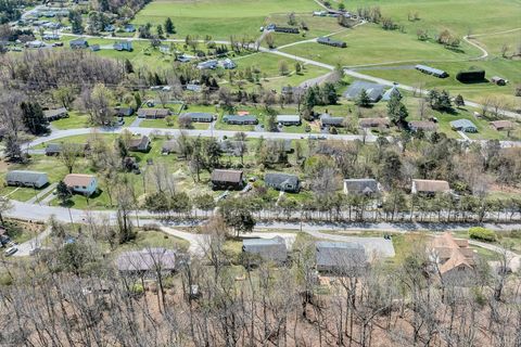 Tiny photo for 385 Tanglewood Drive, Christiansburg, VA 24073 (MLS # 365497)