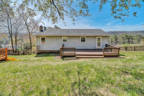 Tiny photo for 385 Tanglewood Drive, Christiansburg, VA 24073 (MLS # 365497)