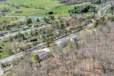 Tiny photo for 385 Tanglewood Drive, Christiansburg, VA 24073 (MLS # 365497)