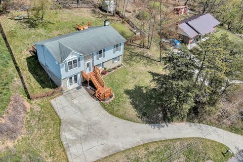 Tiny photo for 385 Tanglewood Drive, Christiansburg, VA 24073 (MLS # 365497)