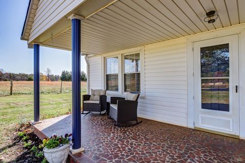 Tiny photo for 3292 Payneton Road, Chatham, VA 24531 (MLS # 363151)