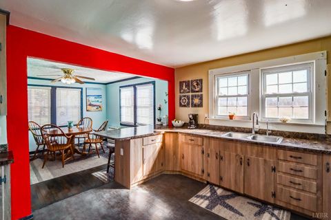 Tiny photo for 3292 Payneton Road, Chatham, VA 24531 (MLS # 363151)