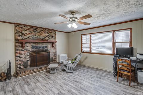 Tiny photo for 3292 Payneton Road, Chatham, VA 24531 (MLS # 363151)