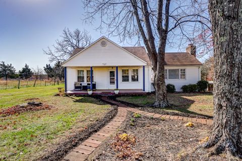 Photo of 3292 Payneton Road, Chatham, VA 24531 (MLS # 363151)