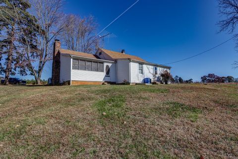 Tiny photo for 3292 Payneton Road, Chatham, VA 24531 (MLS # 363151)