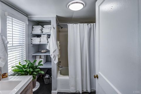 Tiny photo for 3292 Payneton Road, Chatham, VA 24531 (MLS # 363151)