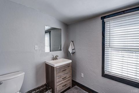 Tiny photo for 3292 Payneton Road, Chatham, VA 24531 (MLS # 363151)