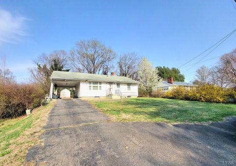 Tiny photo for 124 Wiggington Road, Lynchburg, VA 24502 (MLS # 365034)