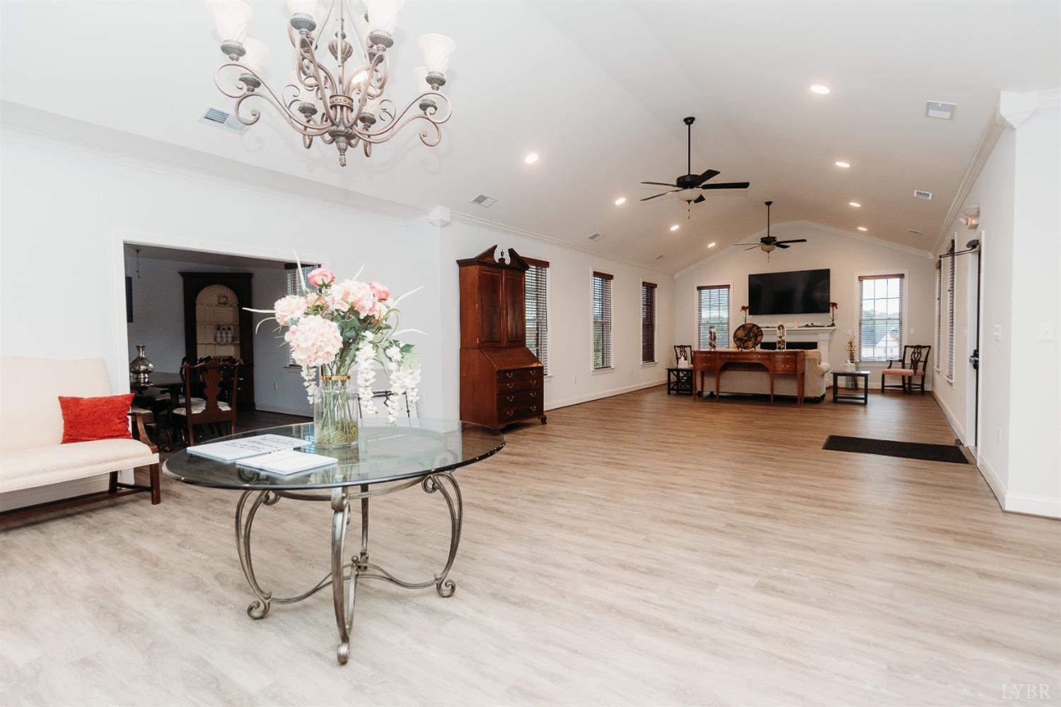 179 Villa Oak Circle, Bedford, Virginia image 40