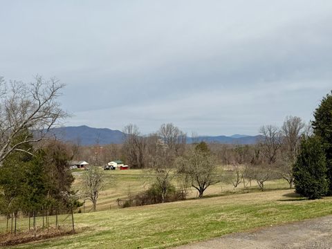 Tiny photo for 205 Woodrow Avenue, Monroe, VA 24574 (MLS # 365169)