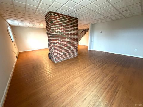 Tiny photo for 205 Woodrow Avenue, Monroe, VA 24574 (MLS # 365169)