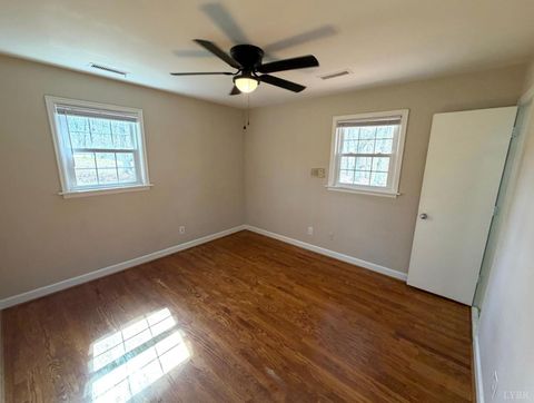 Tiny photo for 205 Woodrow Avenue, Monroe, VA 24574 (MLS # 365169)