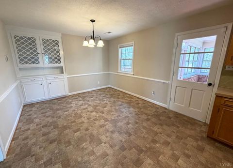 Tiny photo for 205 Woodrow Avenue, Monroe, VA 24574 (MLS # 365169)