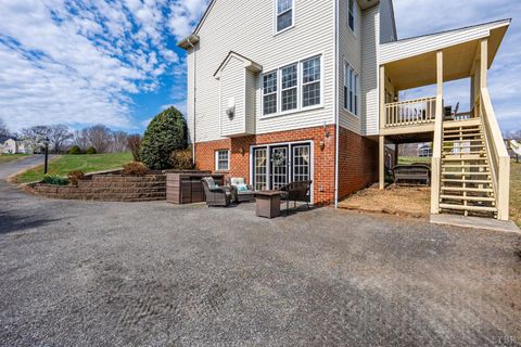 Tiny photo for 212 Villa View Place, Lynchburg, VA 24502 (MLS # 364811)