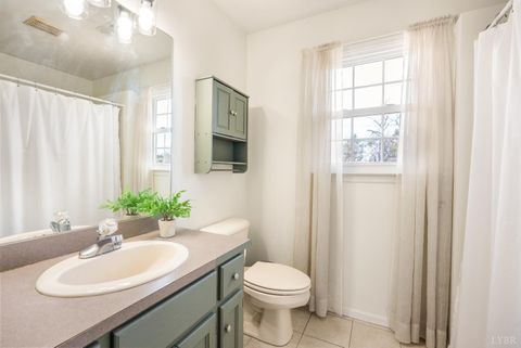 Tiny photo for 212 Villa View Place, Lynchburg, VA 24502 (MLS # 364811)