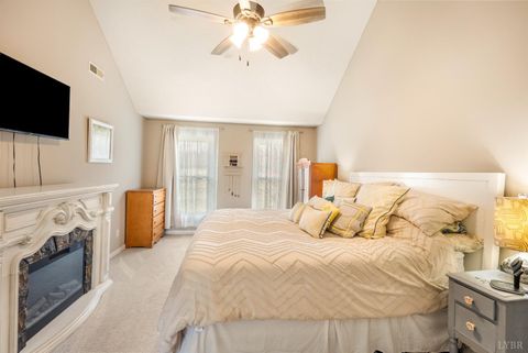 Tiny photo for 212 Villa View Place, Lynchburg, VA 24502 (MLS # 364811)