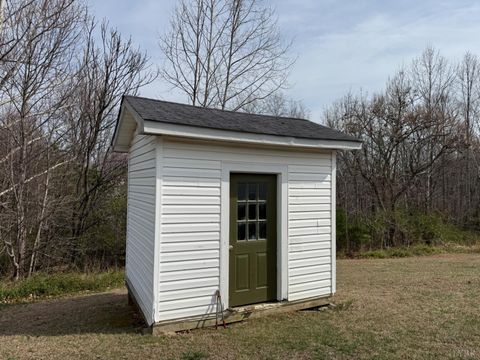 Tiny photo for 304 Plain Ridge Drive, Evington, VA 24550 (MLS # 365047)