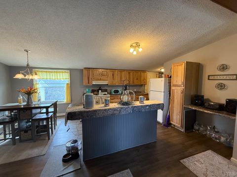 Tiny photo for 304 Plain Ridge Drive, Evington, VA 24550 (MLS # 365047)