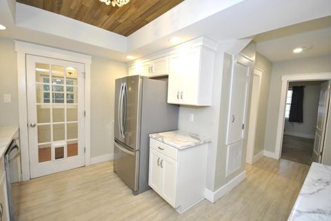 Tiny photo for 3205 Cary Street, Lynchburg, VA 24501 (MLS # 363911)