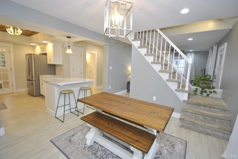 Tiny photo for 3205 Cary Street, Lynchburg, VA 24501 (MLS # 363911)