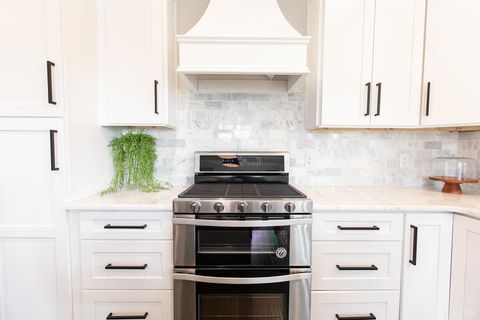 Tiny photo for 1101 South Westyn Loop, Forest, VA 24551 (MLS # 363963)