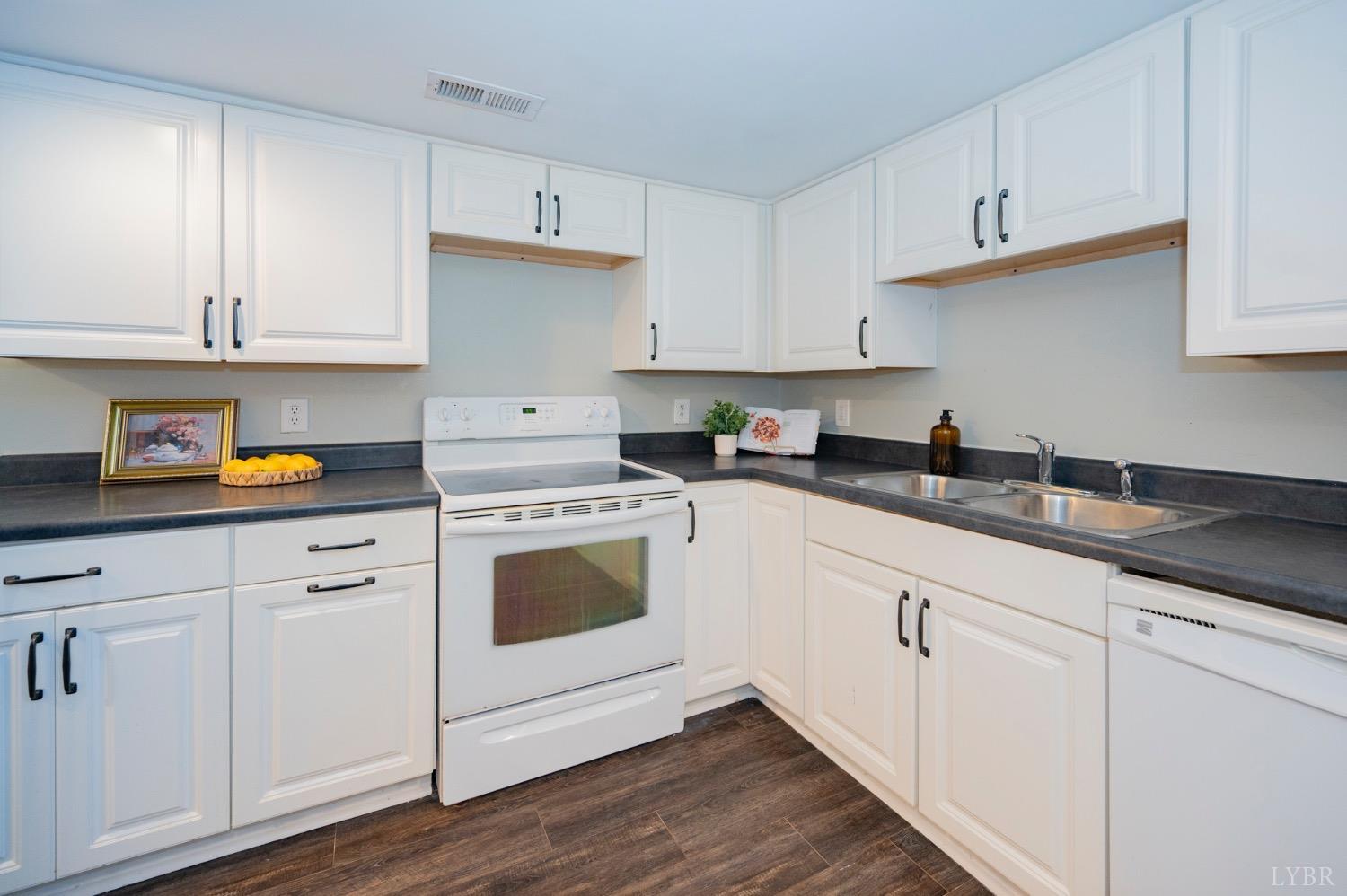127 Walton Drive, Lynchburg, Virginia image 11