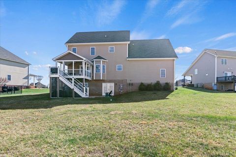 Tiny photo for 1234 Autumn Run Drive, Forest, VA 24551 (MLS # 365428)