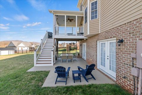 Tiny photo for 1234 Autumn Run Drive, Forest, VA 24551 (MLS # 365428)