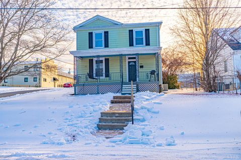 Tiny photo for 1001 Rockbridge Avenue, Lynchburg, VA 24501 (MLS # 364263)