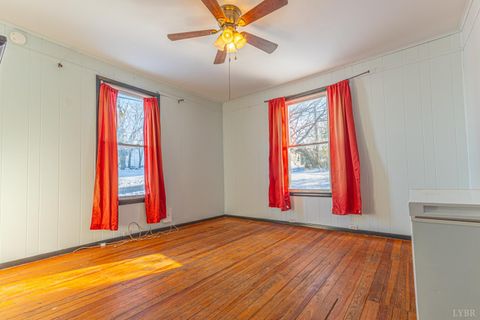 Tiny photo for 1001 Rockbridge Avenue, Lynchburg, VA 24501 (MLS # 364263)