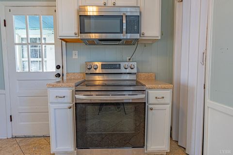 Tiny photo for 1001 Rockbridge Avenue, Lynchburg, VA 24501 (MLS # 364263)