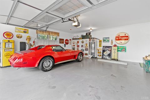 Tiny photo for 1921 Tabby Ln Ln, Altavista, VA 24517 (MLS # 362670)