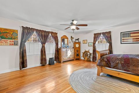 Tiny photo for 1921 Tabby Ln Ln, Altavista, VA 24517 (MLS # 362670)