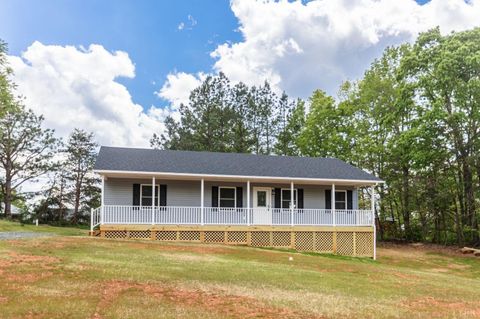 Tiny photo for 465 Soybean Drive, Appomattox, VA 24522 (MLS # 352238)
