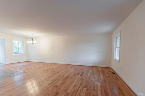Tiny photo for 465 Soybean Drive, Appomattox, VA 24522 (MLS # 352238)