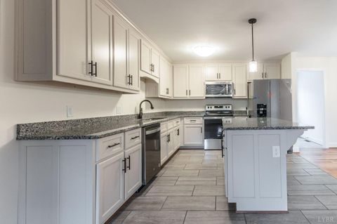 Tiny photo for 465 Soybean Drive, Appomattox, VA 24522 (MLS # 352238)