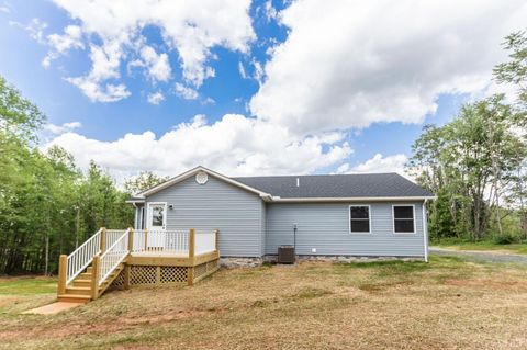 Tiny photo for 465 Soybean Drive, Appomattox, VA 24522 (MLS # 352238)