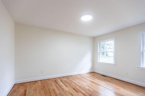Tiny photo for 465 Soybean Drive, Appomattox, VA 24522 (MLS # 352238)