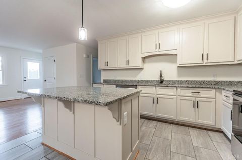 Tiny photo for 465 Soybean Drive, Appomattox, VA 24522 (MLS # 352238)