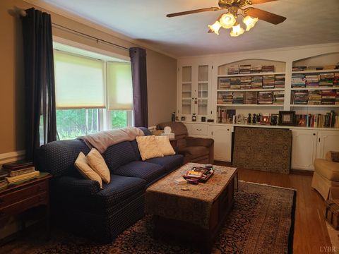 Tiny photo for 733 Morning Star Road, Appomattox, VA 24522 (MLS # 362460)