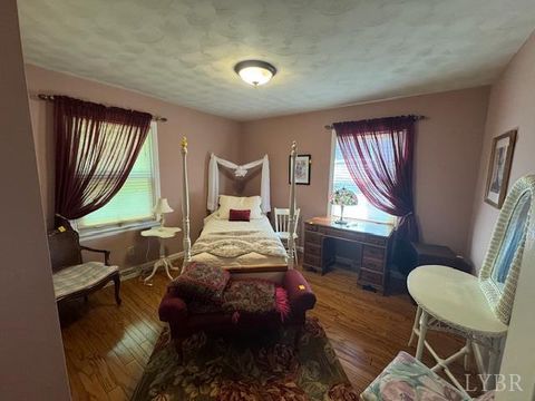 Tiny photo for 733 Morning Star Road, Appomattox, VA 24522 (MLS # 362460)