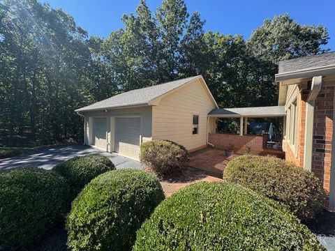 Tiny photo for 733 Morning Star Road, Appomattox, VA 24522 (MLS # 362460)