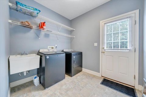 Tiny photo for 118 Sailview Drive, Forest, VA 24551 (MLS # 362227)