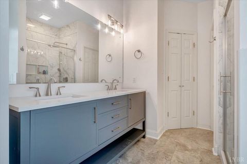 Tiny photo for 118 Sailview Drive, Forest, VA 24551 (MLS # 362227)