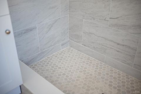 Tiny photo for 2927 Langhorne Road, Lynchburg, VA 24501 (MLS # 363451)